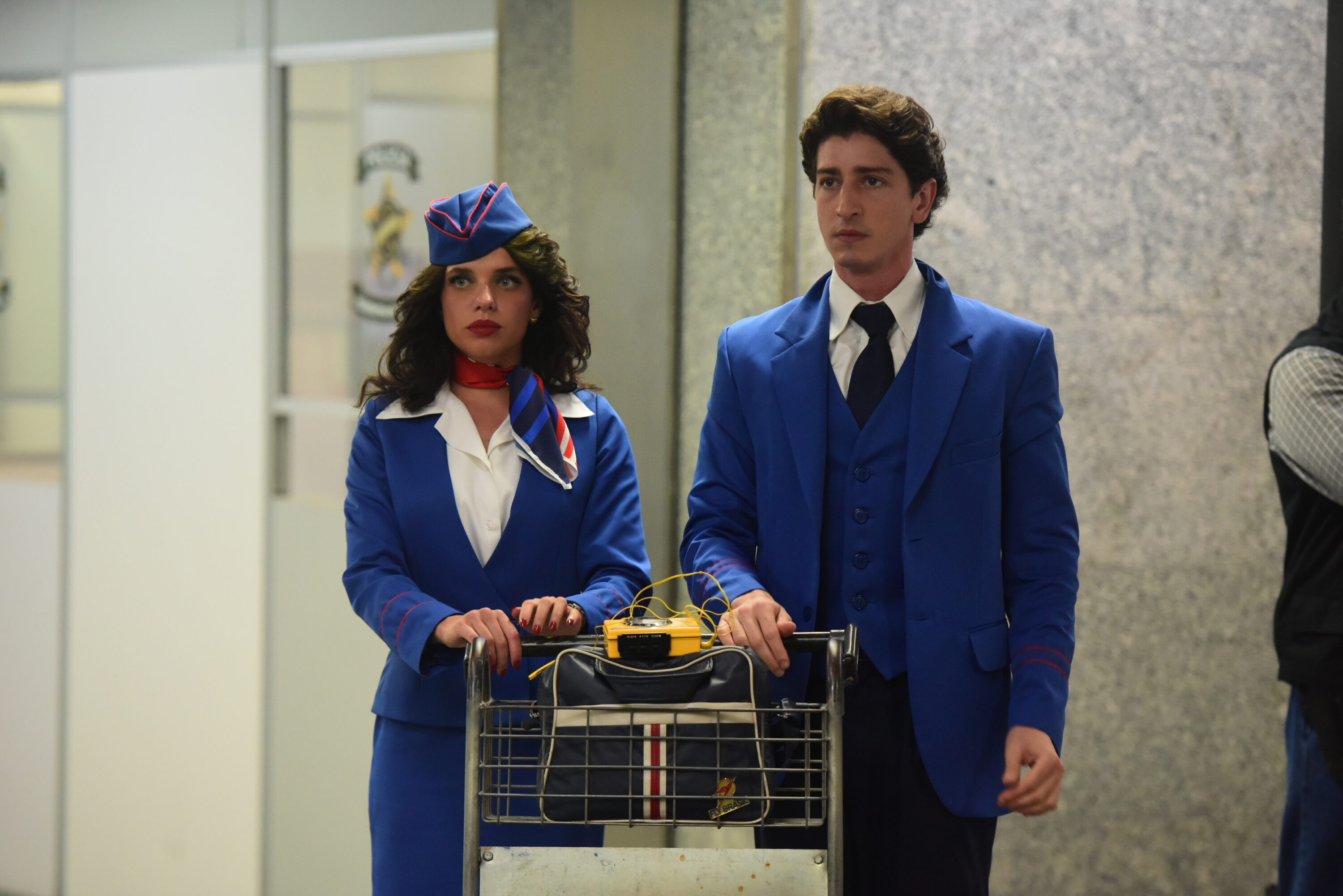 Máscaras De Oxigênio Não Cairão Automaticamente Hbo/hbo Max