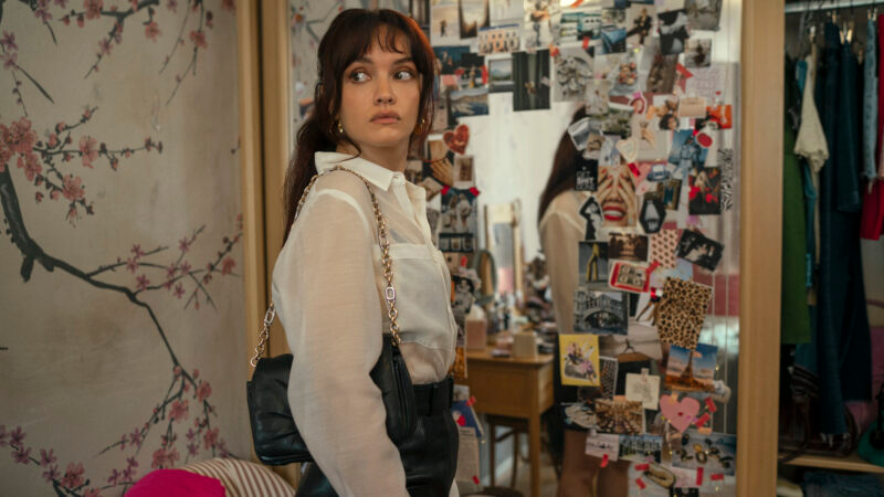 ‘A Namorada Ideal’ ganha data de estreia pelo Prime Video