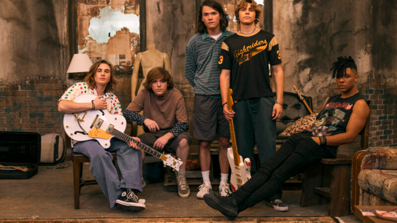 Lançamentos da Semana | ‘Máscaras de Oxigênio Não Cairão Automaticamente’ e nova série dos criadores de ‘Outer Banks’ chegam ao streaming