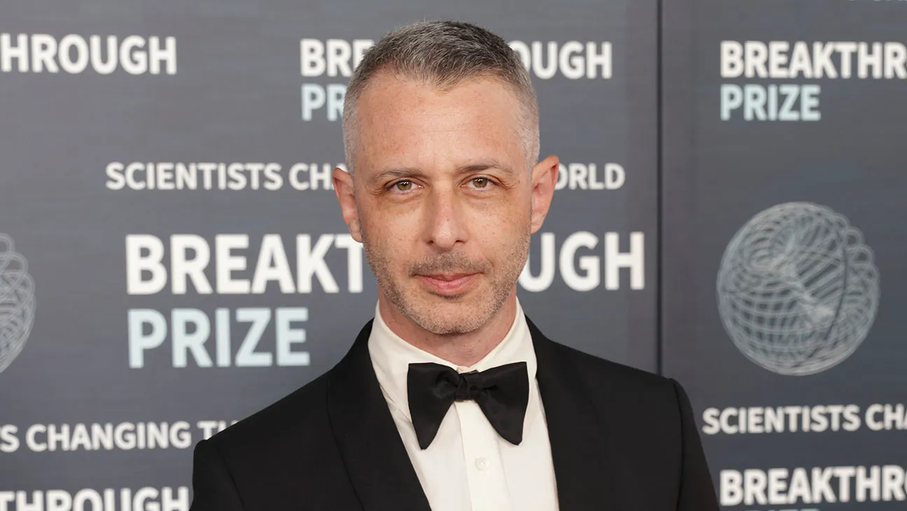 9/12 - Jeremy Strong