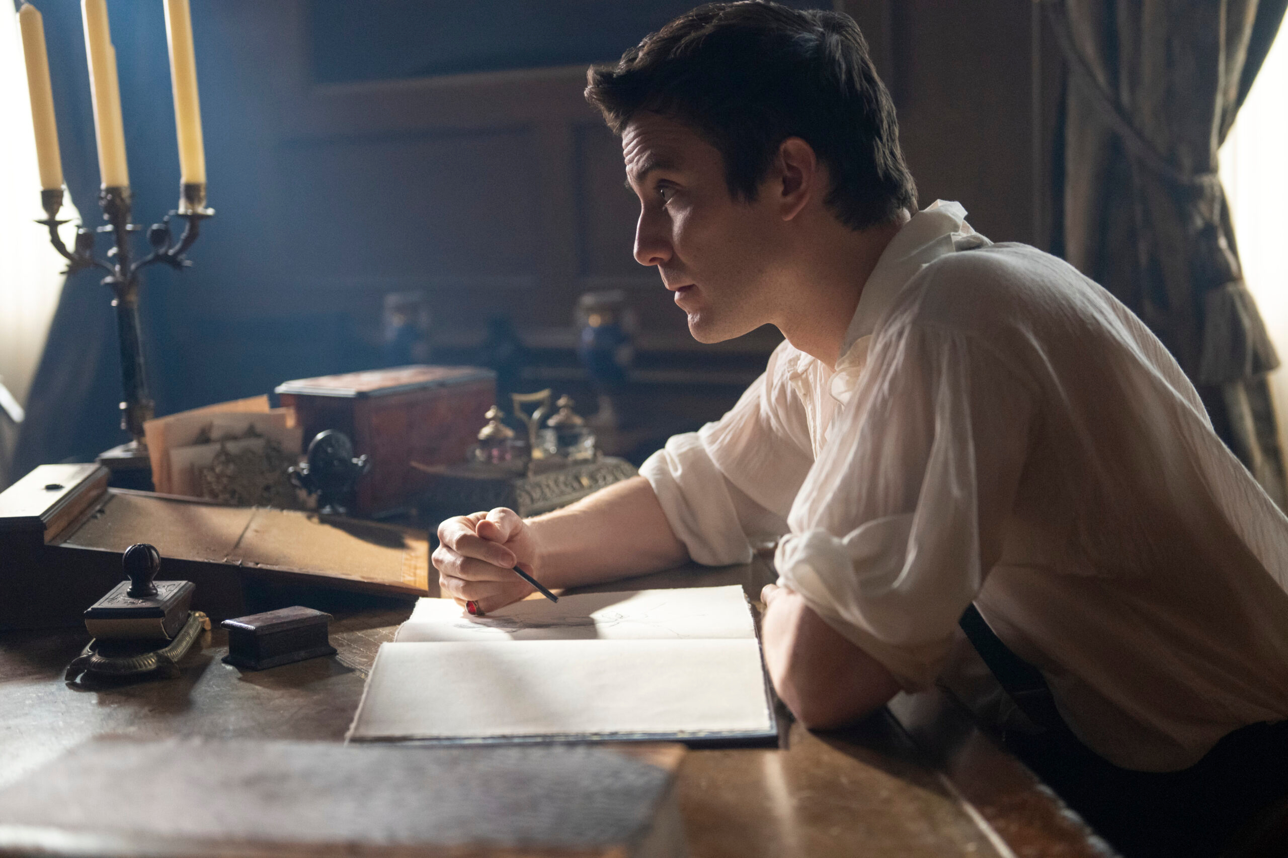 Bridgerton 402 Unit 03826r