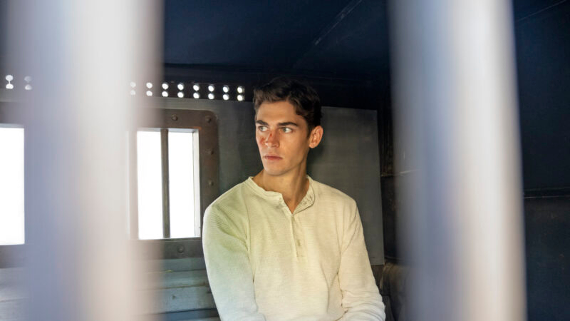 Prime Video divulga as primeiras imagens de ‘Young Sherlock’