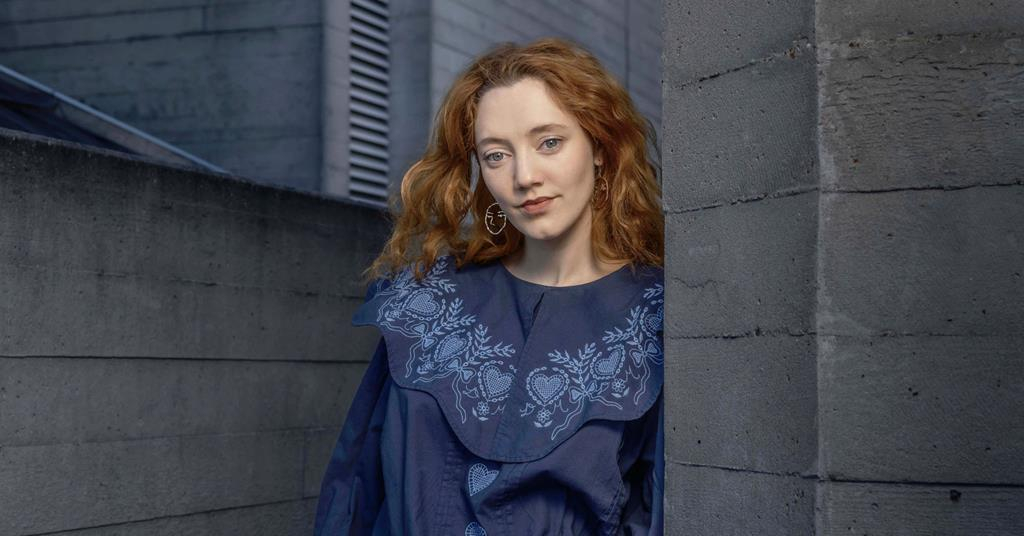 Mirren Mack | Entre Séries Mirren Mack