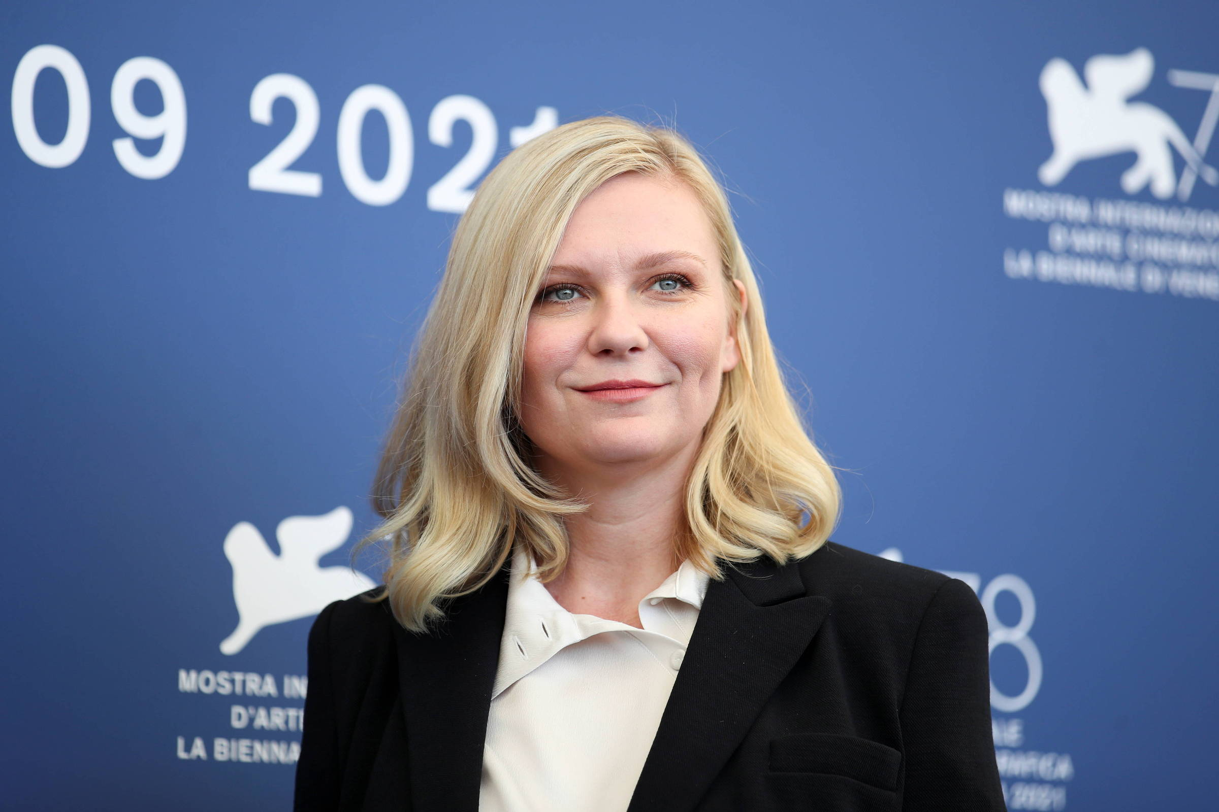 Kirsten Dunst - O Segredo Da Empregada