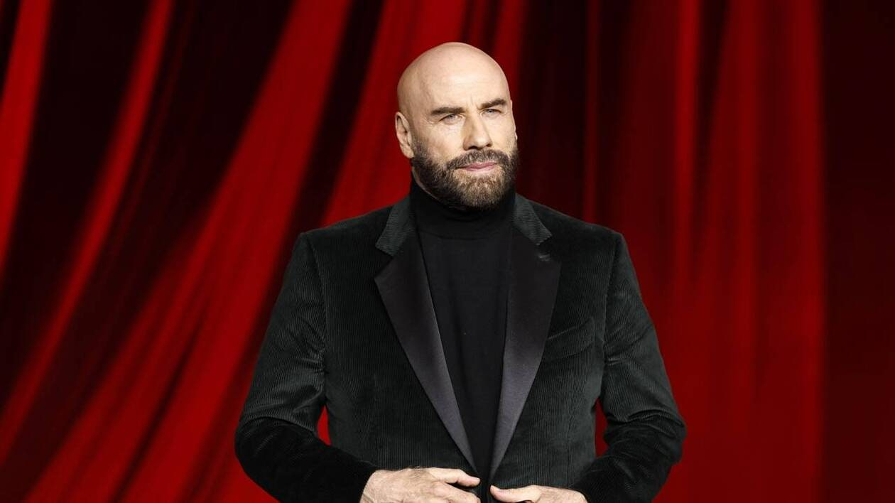 John Travolta - Propeller One-way Night Coach